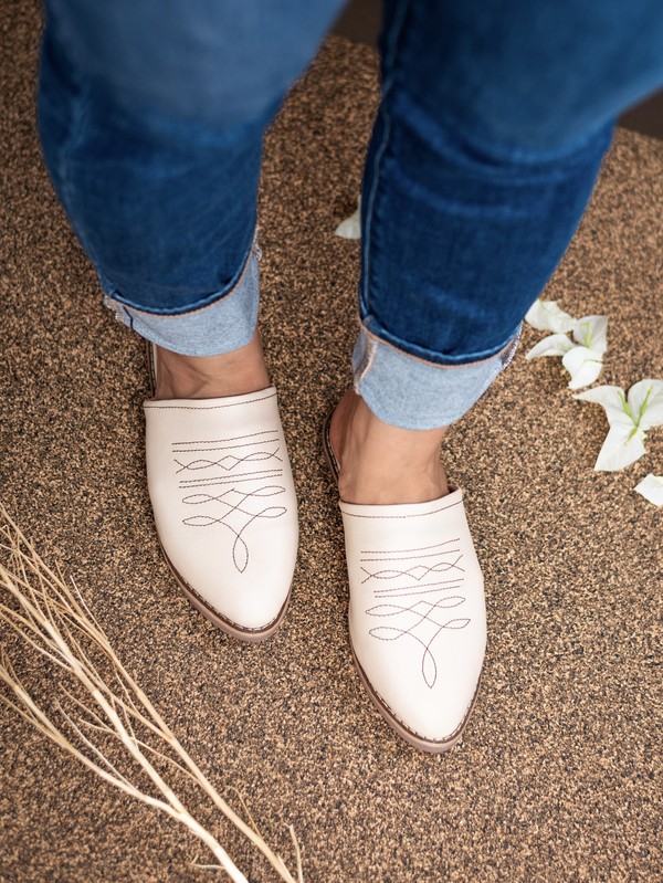 AVERY Beige