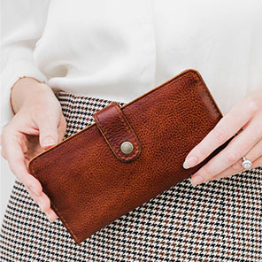 New9 Handbags